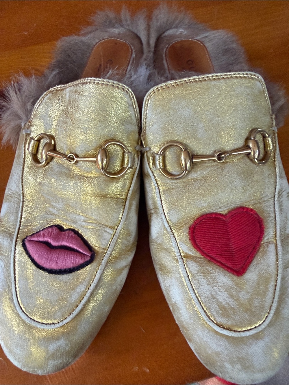 Gucci horsebit gold loafers 38